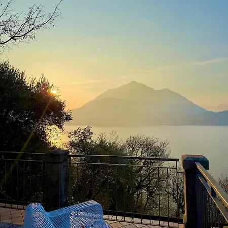 아파트 Crotto View