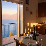 Crotto View Lejlighed